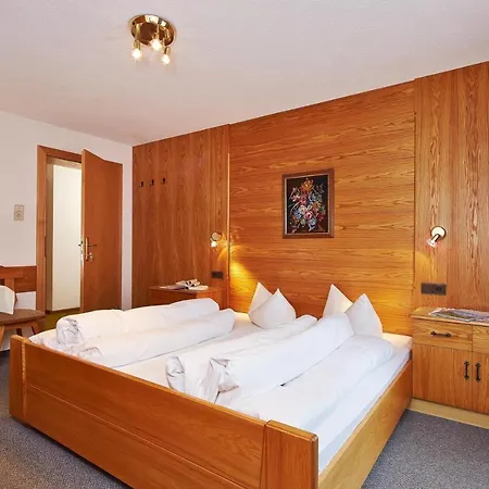Guest house Haus Alpenrose Solden